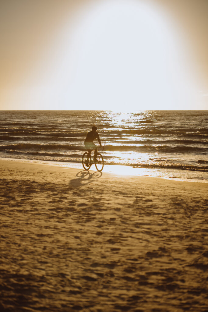 Wypożyczalnia rowerów Kopalino, wycieczka rowerem po plaży w Kopalinie.